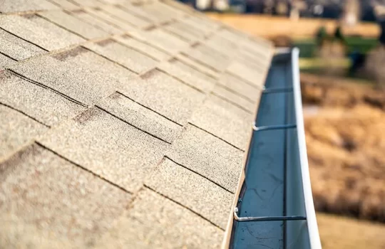 roof-gutter roof-gutter